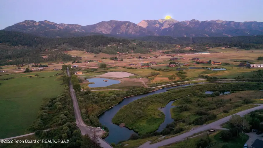 227 Mcneel Power Plant Road, Alpine, WY 83128 - Image #2