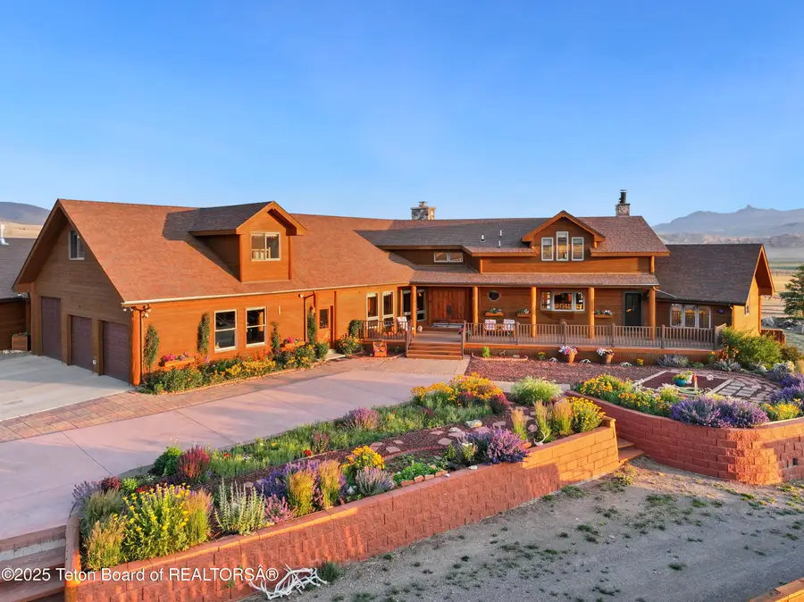 Table Top Drive, Dubois, WY 82513 - Image #2