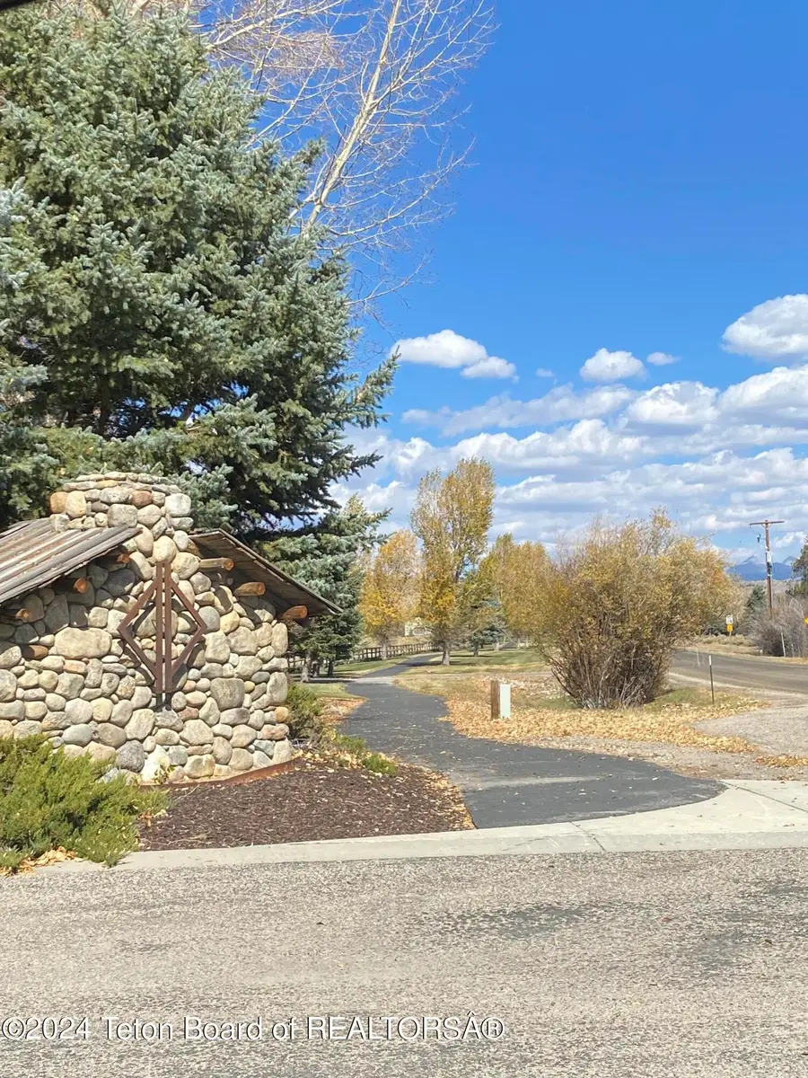 LOT 35 Cantlin Place, Pinedale, WY 82941 - Image #2