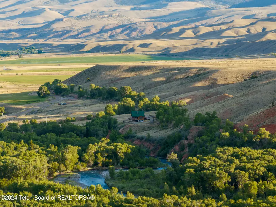 581 E Fork Road, Dubois, WY 82513 - Image #3