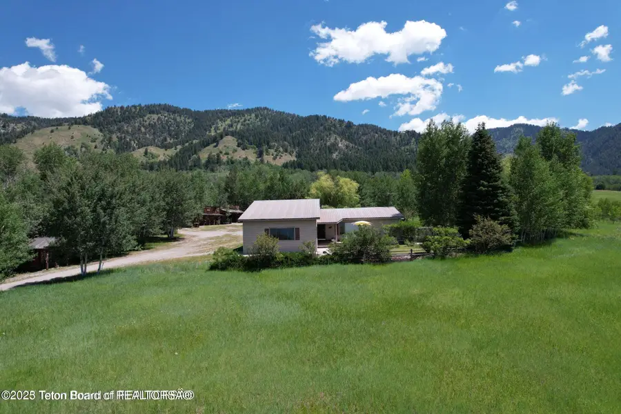 216 County Road 179s, Thayne, WY 83127 - Image #2