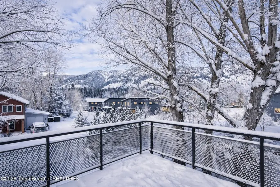 5610 W Schwabacher Lane, Wilson, WY 83014 - Image #2