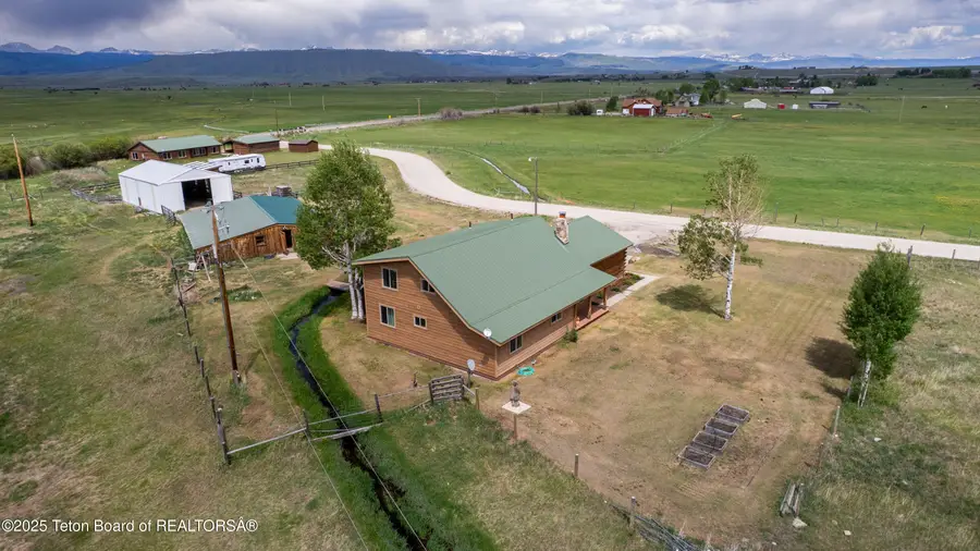 8 Looney Lane, Pinedale, WY 82941 - Image #2
