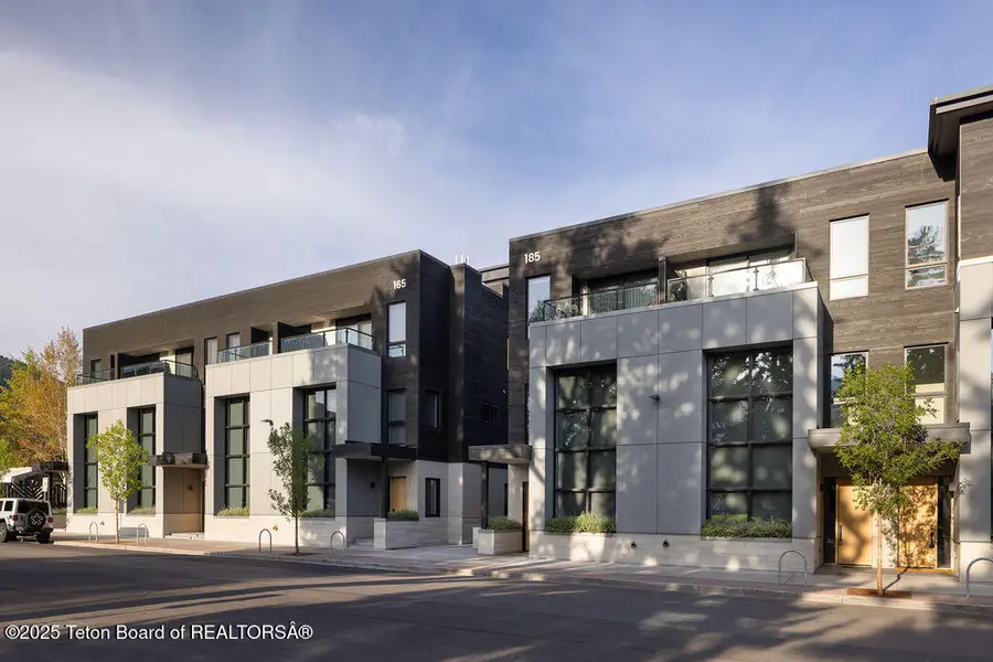 165 N Glenwood Street #31, Jackson, WY 83001 - Image #3