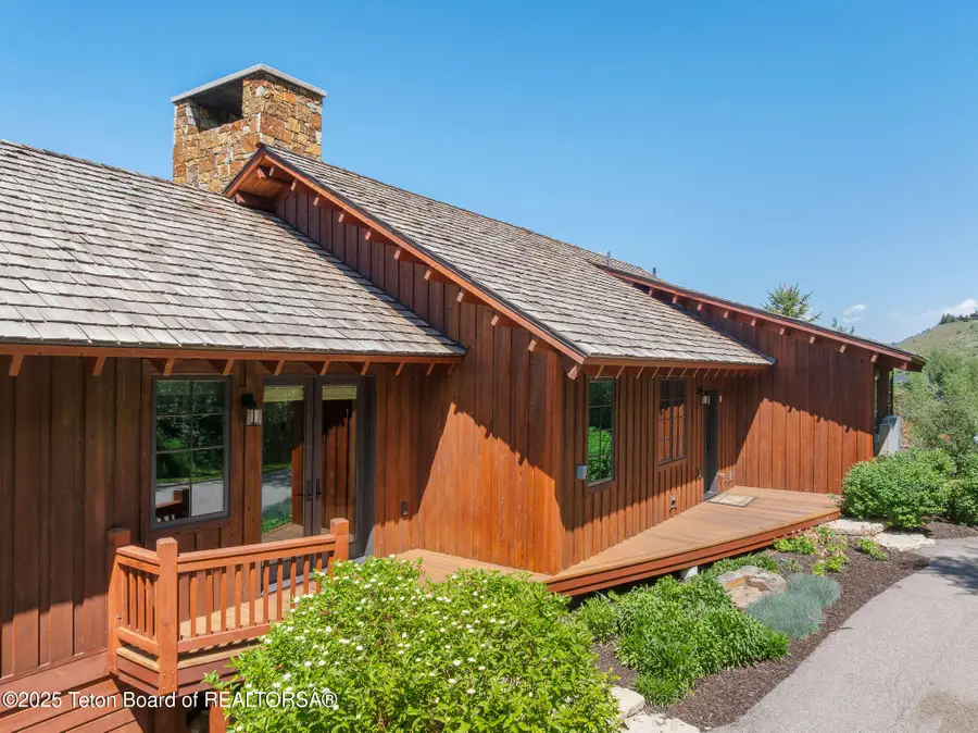 14570 S Wagon Road, Hoback, WY 83001 - Image #3