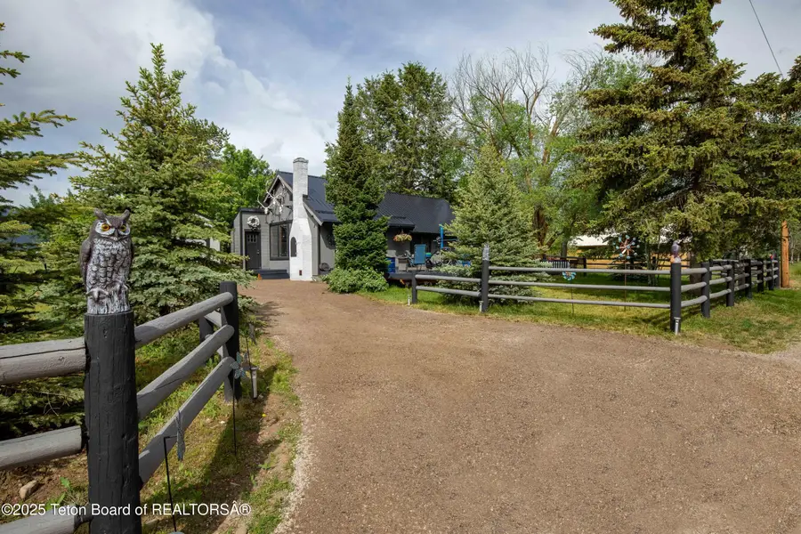 247 Cottage Lane, Alpine, WY 83128 - #3