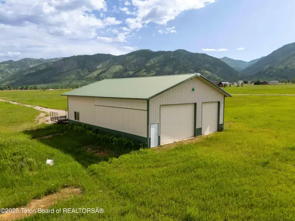 577 Shooting Star Dr, Bedford, WY 83112