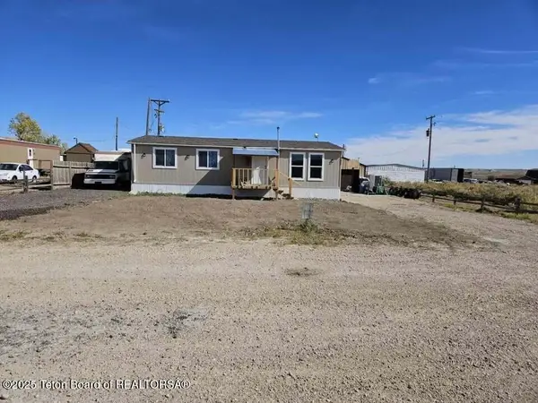 121 Muledeer Street, Opal, WY 83124