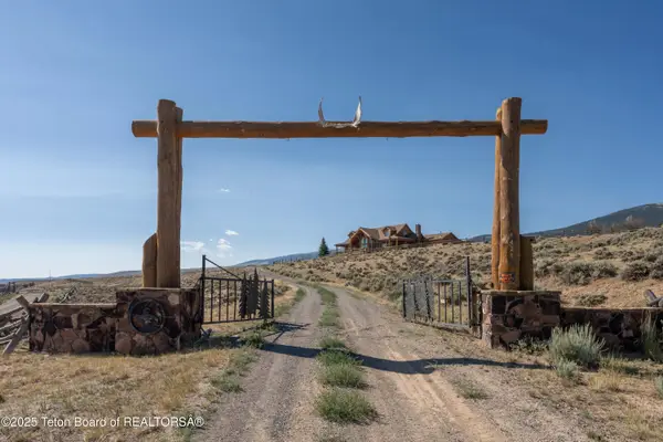 1421 Stock Trail, Dubois, WY 82513