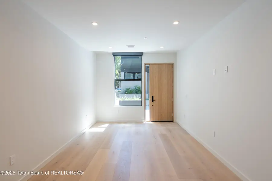 165 N Glenwood Street #23, Jackson, WY 83001 - Image #2