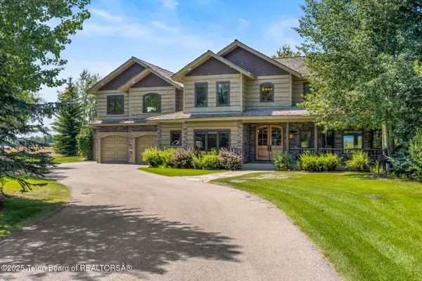 360 Arapahoe Lane, Jackson, WY 83001