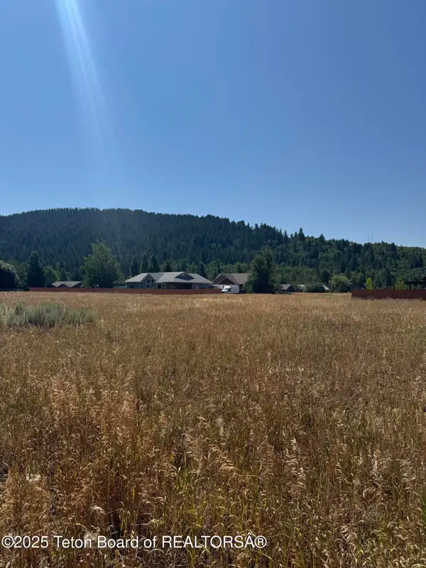 630 Snake River Drive, Alpine, WY 83128