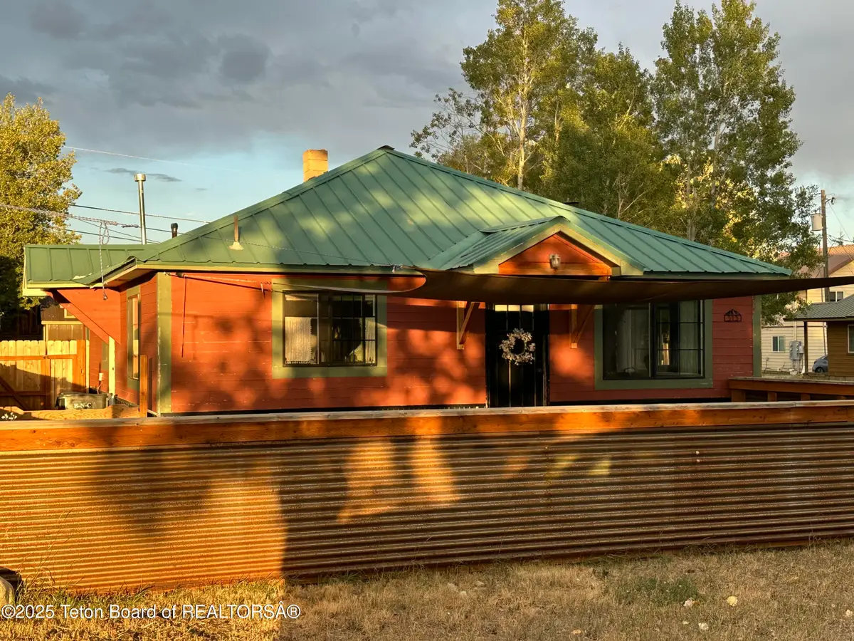 315 S Fremont Avenue, Pinedale, WY 82941 - Image #1