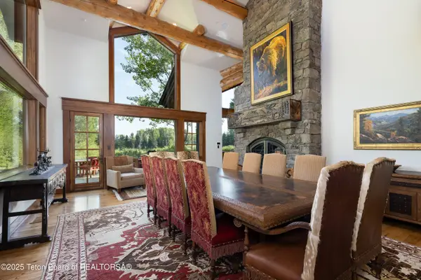 1700 S Fall Creek Road, Wilson, WY 83014