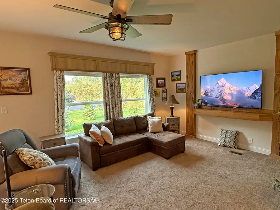 196 Cloudveil Court, Driggs, ID 83422 - Image #2