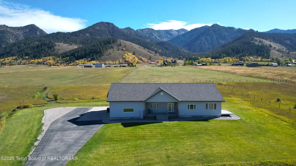 872 Saddle Dr, Etna, WY 83118 - Image #1