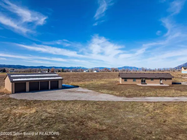 184 Buttercup Lane, Bedford, WY 83112