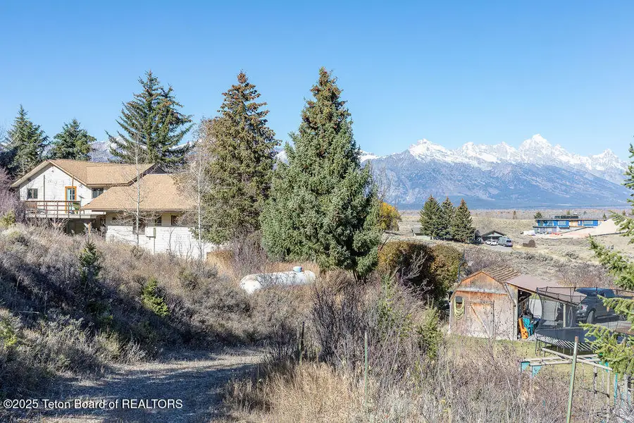 1120 E Park View Lane, Jackson, WY 83001 - Image #2