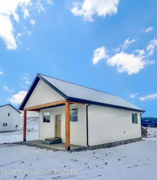 30 Bear Hollow, Thayne, WY 83127