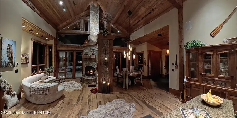 592 Airport Dr #7, Alpine, WY 83128 - Image #3