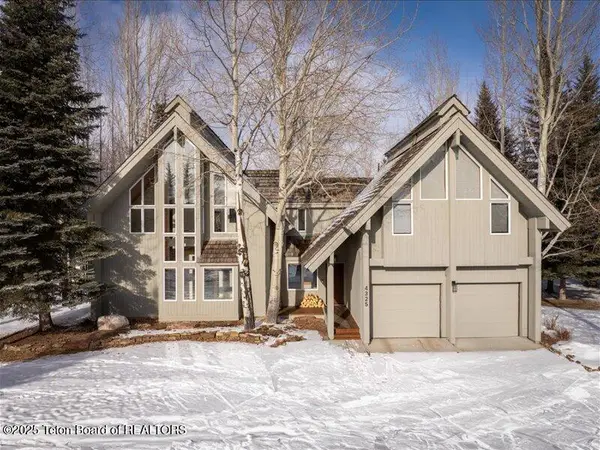 4325 Spring Violet Court, Wilson, WY 83014