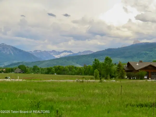 1443 Mariposa Court, Driggs, ID 83422