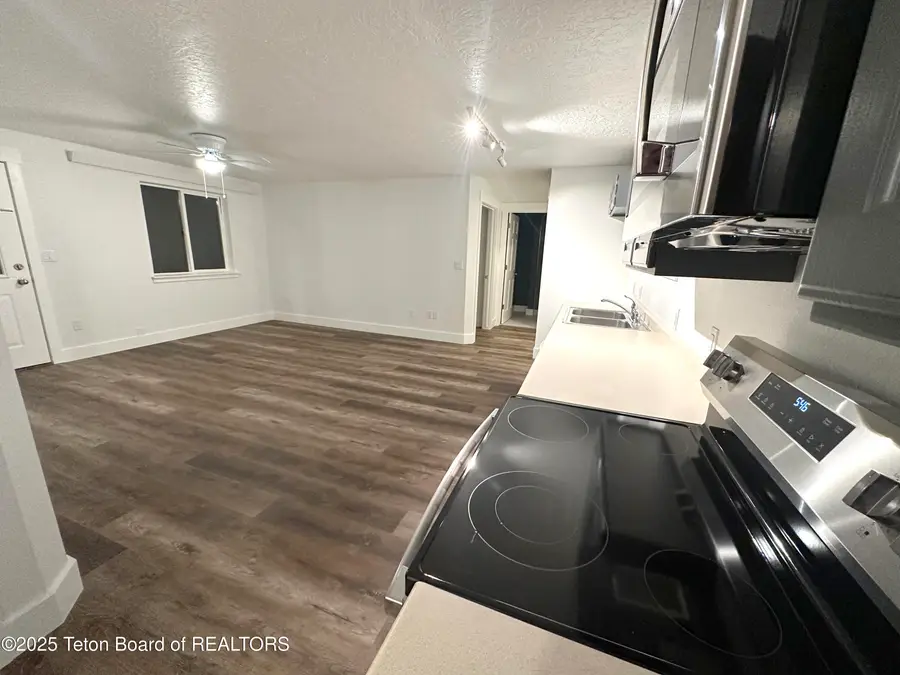 555 W Deer Drive #301, Jackson, WY 83001 - Image #2