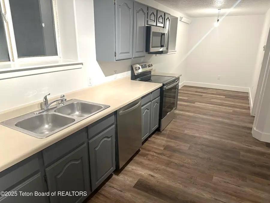 555 W Deer Drive #301, Jackson, WY 83001 - Image #3