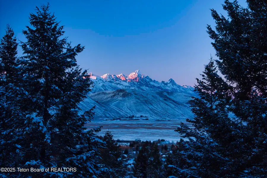 910 Snow King Drive, Jackson, WY 83001 - Image #2
