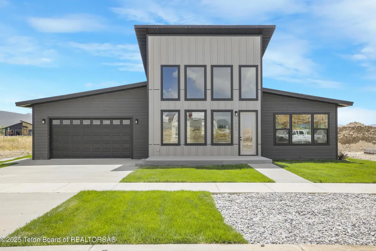 1045 Iroquois Avenue, Driggs, ID 83422 - Image #1