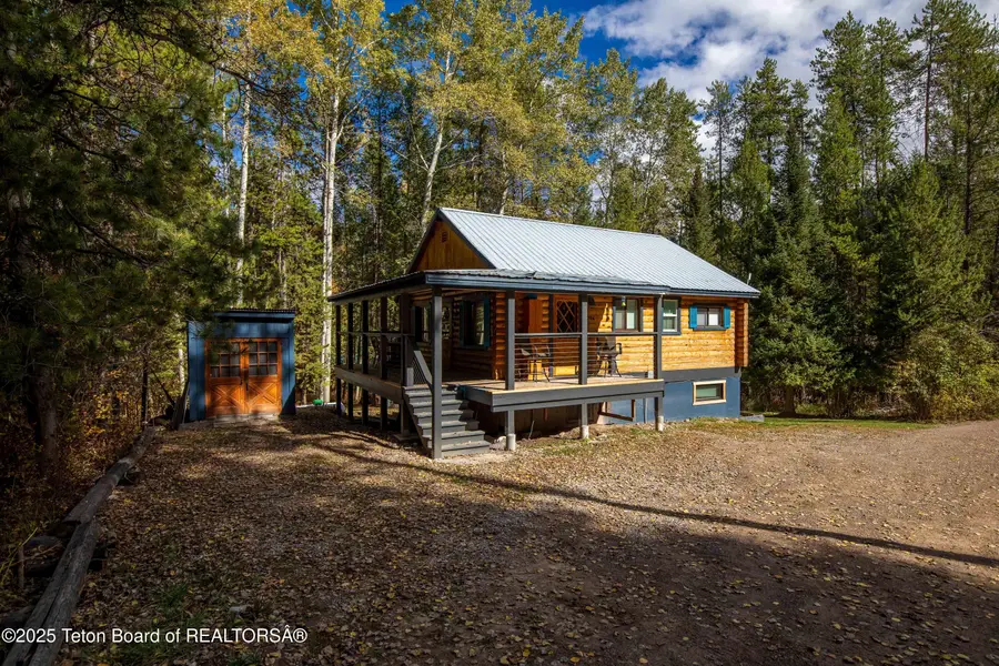 704 Sunset Drive, Alpine, WY 83128 - #2