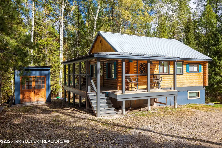 704 Sunset Drive, Alpine, WY 83128 - #3