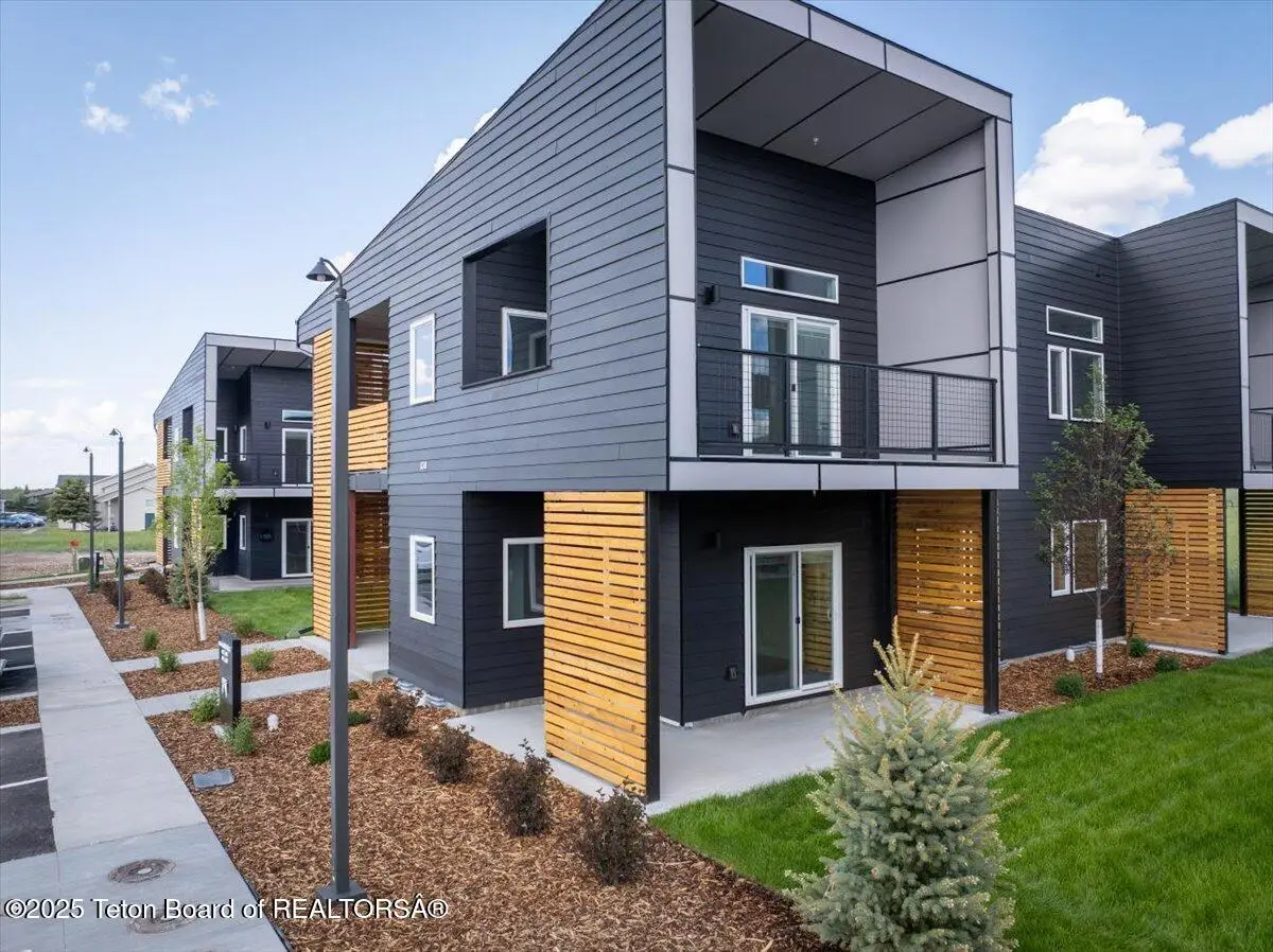 138 Larkspur Avenue #402, Victor, ID 83455 - Image #1