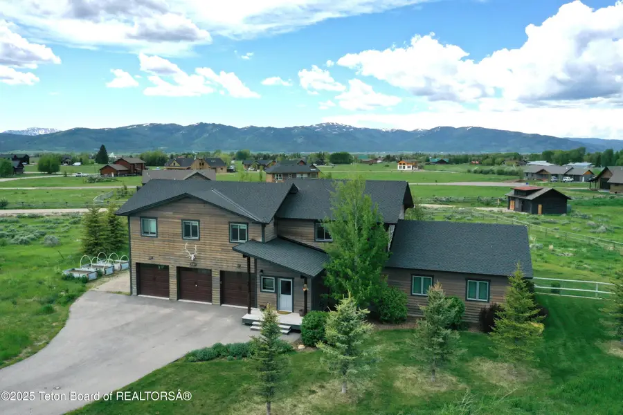 9075 Nesting Eagles Loop, Victor, ID 83455 - Image #3
