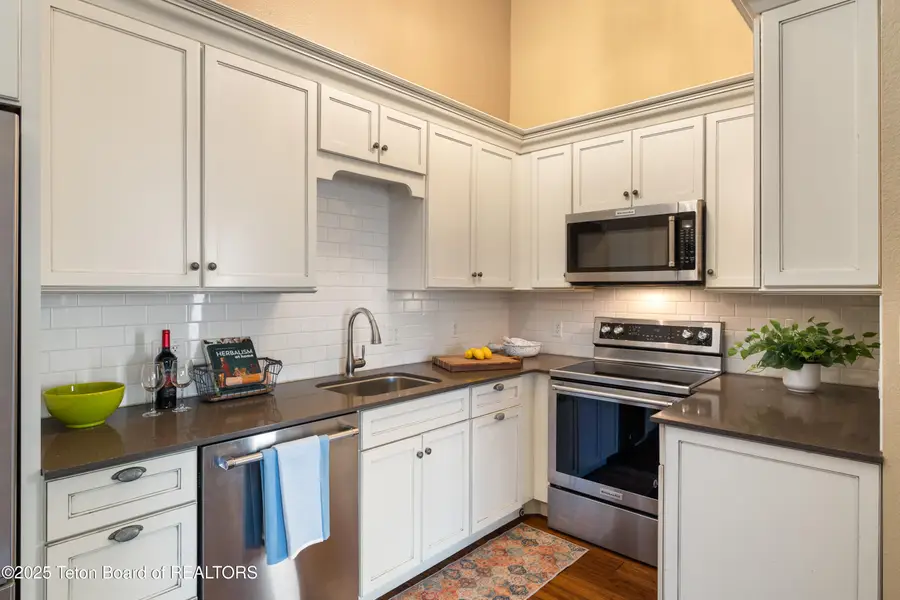 355 W Deloney Avenue #D-6, Jackson, WY 83001 - #3