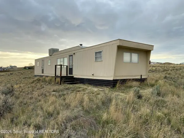 10 Oriole Lane, Boulder, WY 82923