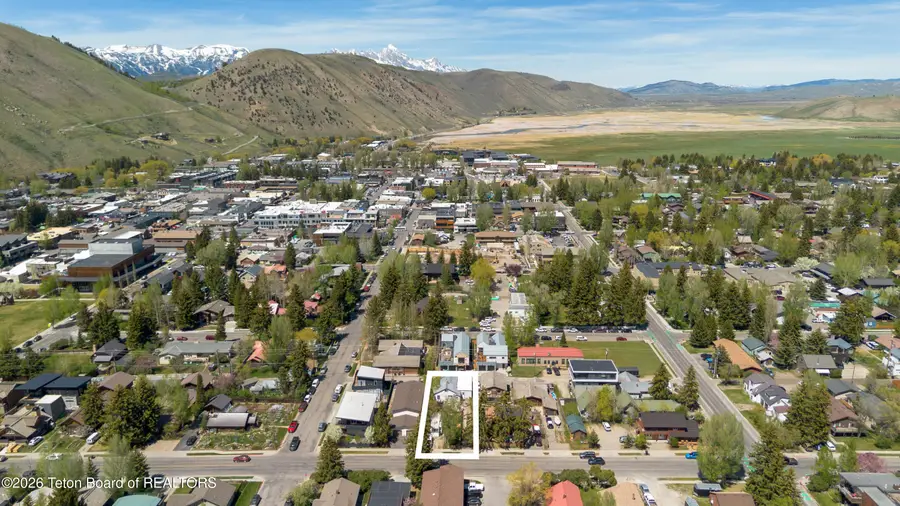 125 E Kelly Avenue, Jackson, WY 83001 - #3