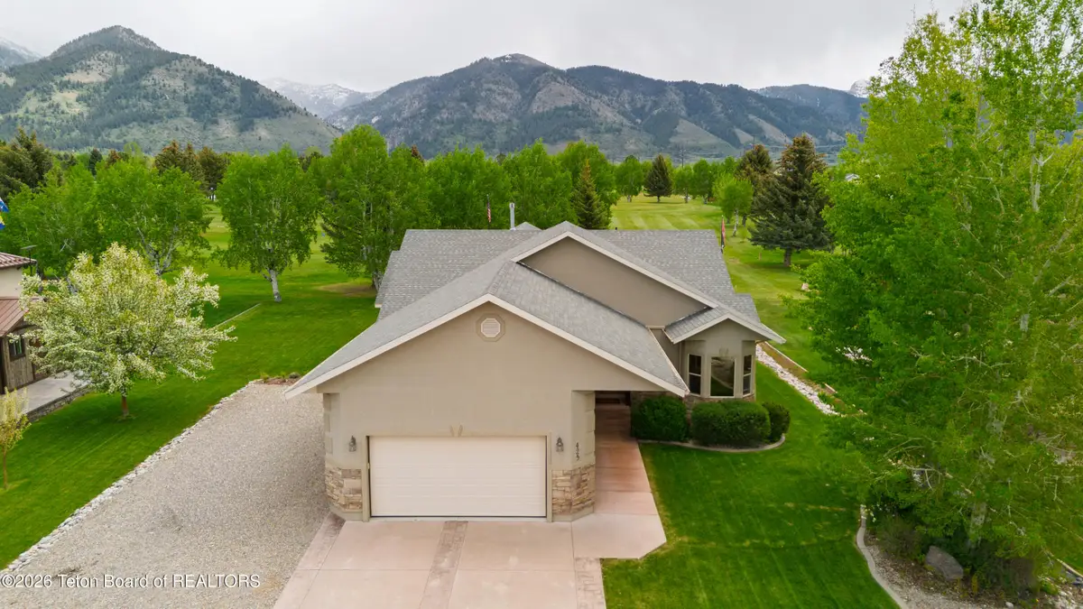 425 Country Club Way, Thayne, WY 83127 - #1