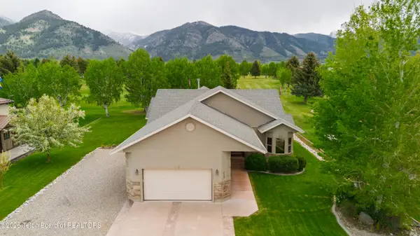 425 Country Club Way, Thayne, WY 83127