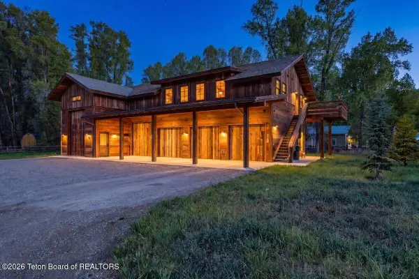 3725 W Zach Lane, Wilson, WY 83014