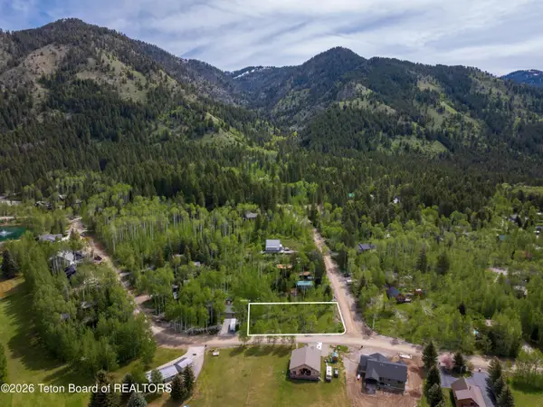 44 Green Canyon Drive, Star Valley Ranch, WY 83127
