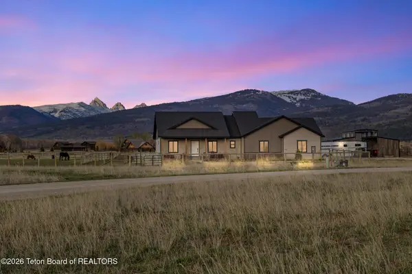 1449 Buckskin Loop, Victor, ID 83455