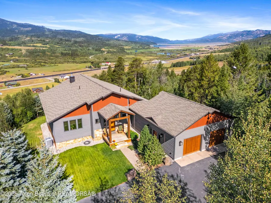 374 Upper Ridge Road, Alpine, WY 83128 - #2