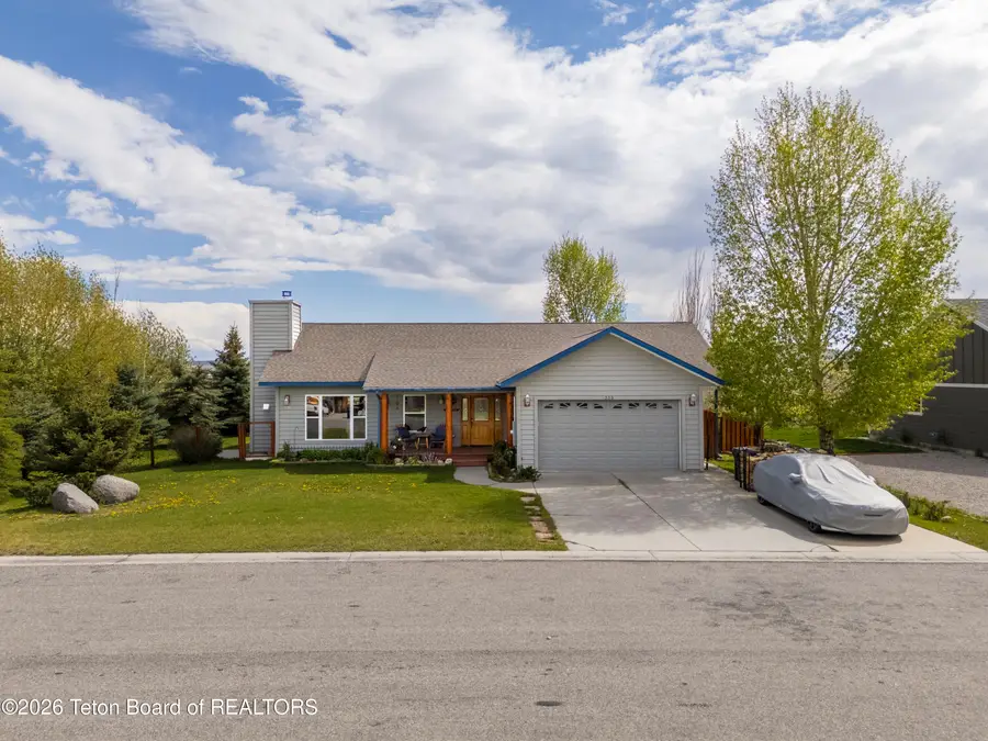 330 Meadowood Street, Pinedale, WY 82941 - #3