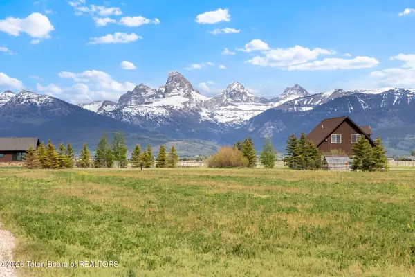 4172 Los Pinos Drive, Tetonia, ID 83452