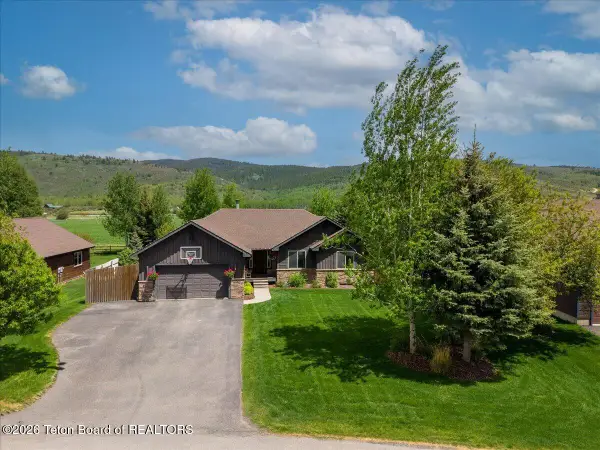 7949 House Top Lane, Victor, ID 83455