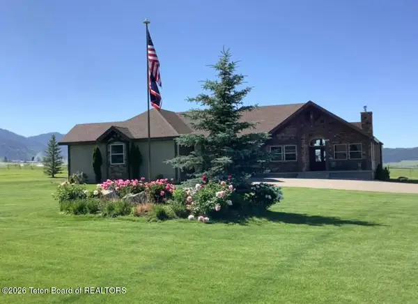 431 Shooting Star Drive, Bedford, WY 83112
