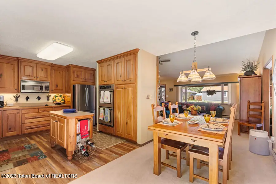 457 S Lincoln Avenue, Pinedale, WY 82941 - #3
