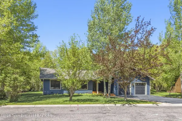 2044 Hidden Ranch Loop, Jackson, WY 83001
