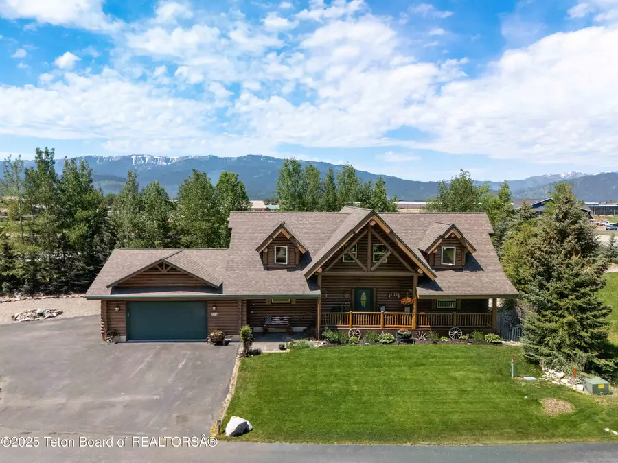 247 Meadow Ridge Rd, Alpine, WY 83128 - #2